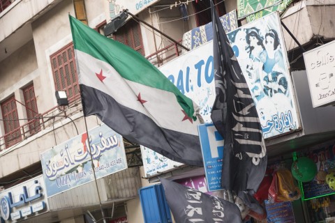 DestaquesConflitos e tentativa de ataque a igreja aumentam tensão na Síria